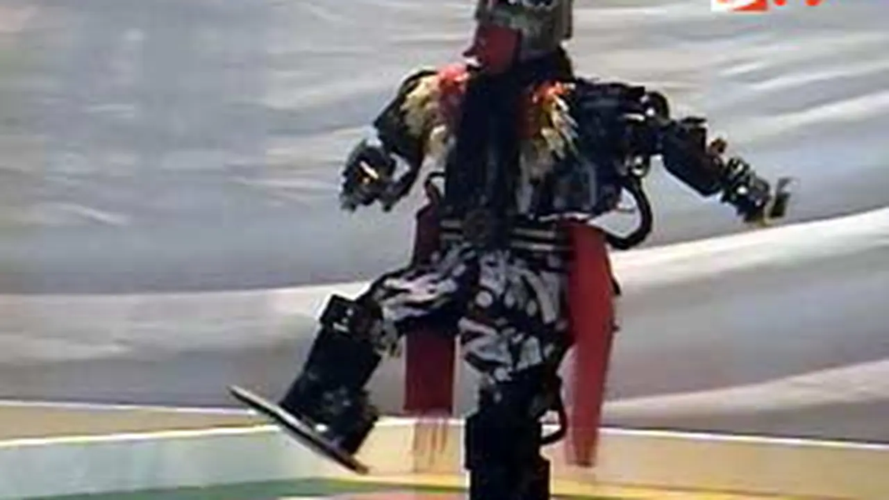 110612arobot.jpg