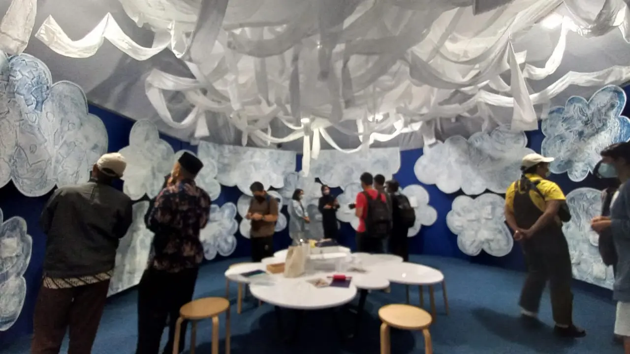 Kembara Biru, Mengenalkan Kembali Aktivitas Fisik pada Anak dengan Kreasi Kertas Karbon di Museum MACAN