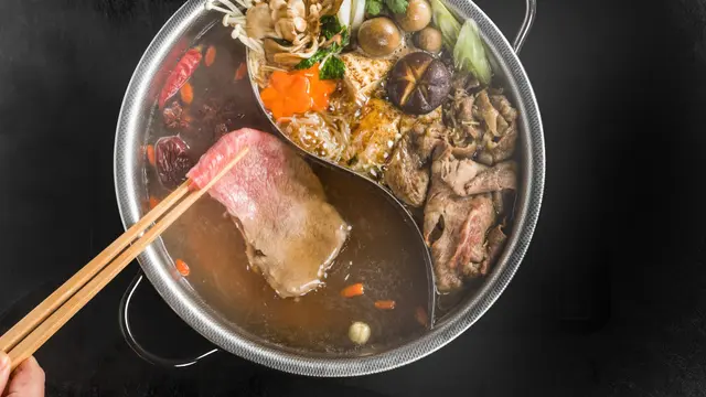 ilustrasi resep steamboat/norikko/shutterstock