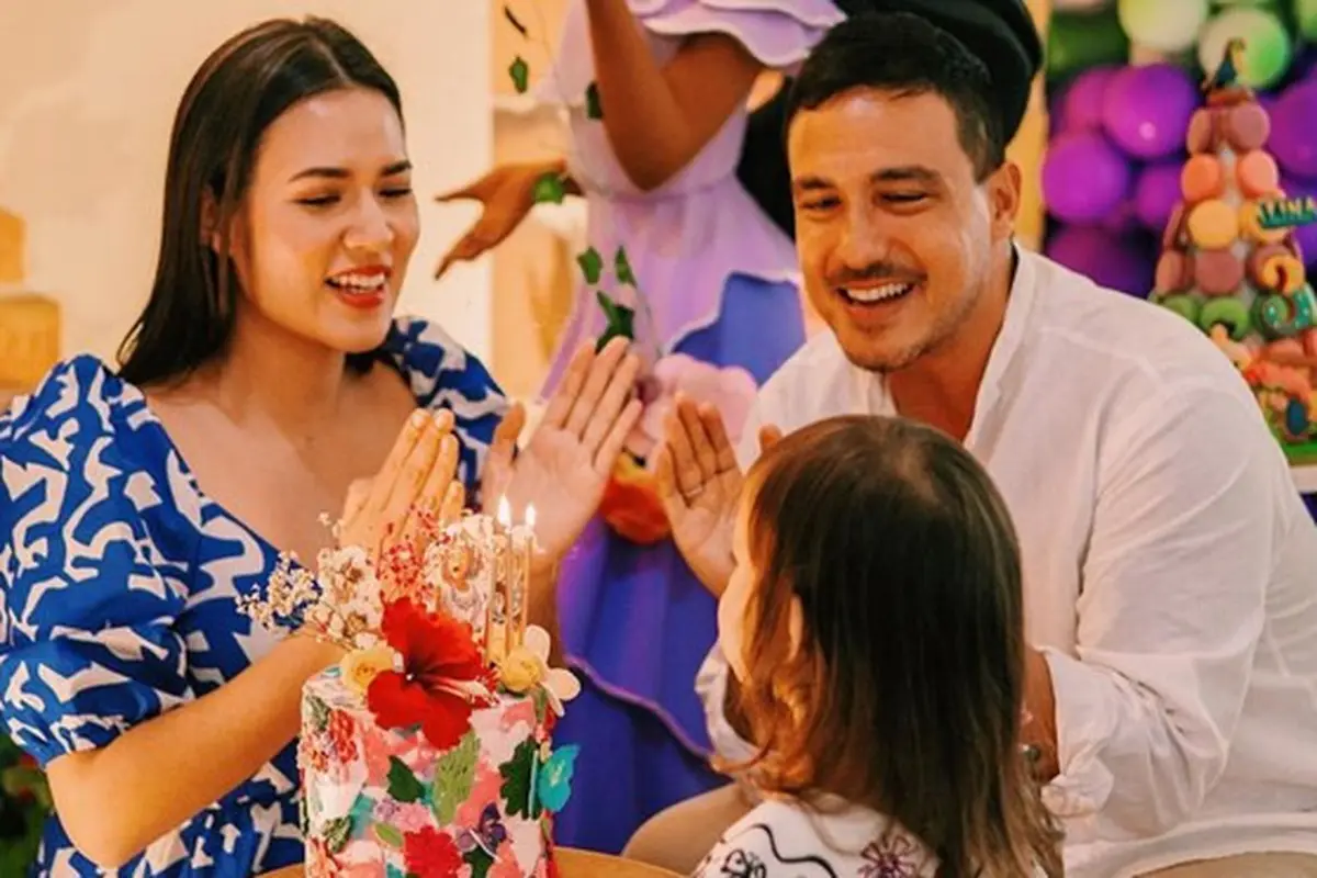 7 Momen Ulang Tahun ke-3 Zalina Anak Raisa dan Hamish Daud, Seru Banget