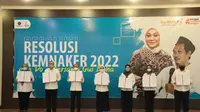 Menaker Ida Fauziyah dalam Apel Pagi Kemnaker Tahun 2022 bertajuk "Resolusi Kemnaker 2022 dan Doa Bersama Gus Baha" di Jakarta, Senin (3/1/2022).