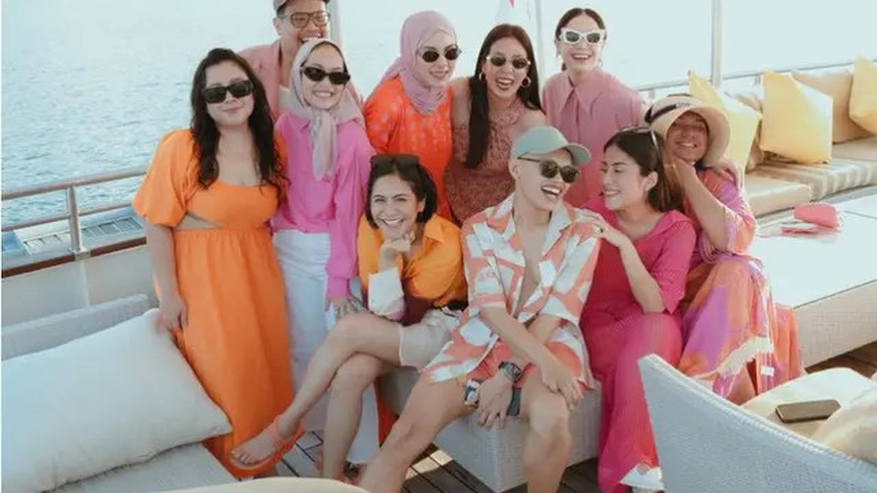 6 Potret Geng Cendol Rayakan Ultah ke-40 Marlene Hariman di Kapal Pesiar, Outfit Nagita Disorot