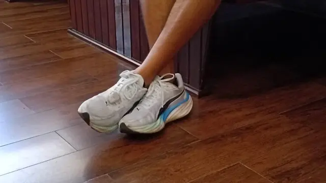 PUMA Rilis Sepatu Lari Berbobot 250 Gram yang Bisa Dipakai Non-pelari Sehari-hari