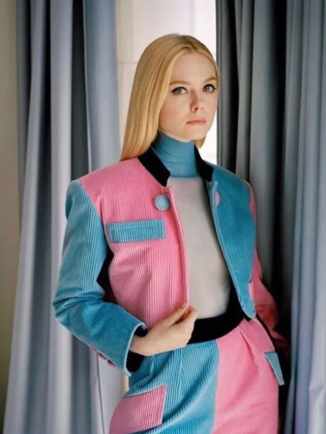 Pesona Elle Fanning (sumber: instagram/@ellefanning)