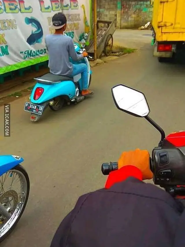 6 Kendaraan Anti-mainstream Buat Cari Sarapan Ini Kocak