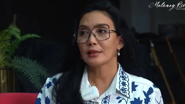 Anggota DPR RI Rieke Diah Pitaloka ungkap harga bajunya cuma Rp200 ribuan