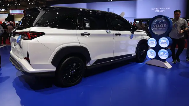 Veloz Hybrid EV di GIIAS 2026