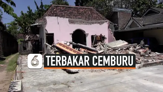 VIDEO: Cemburu Suami Selingkuh, Istri Rubuhkan Rumah