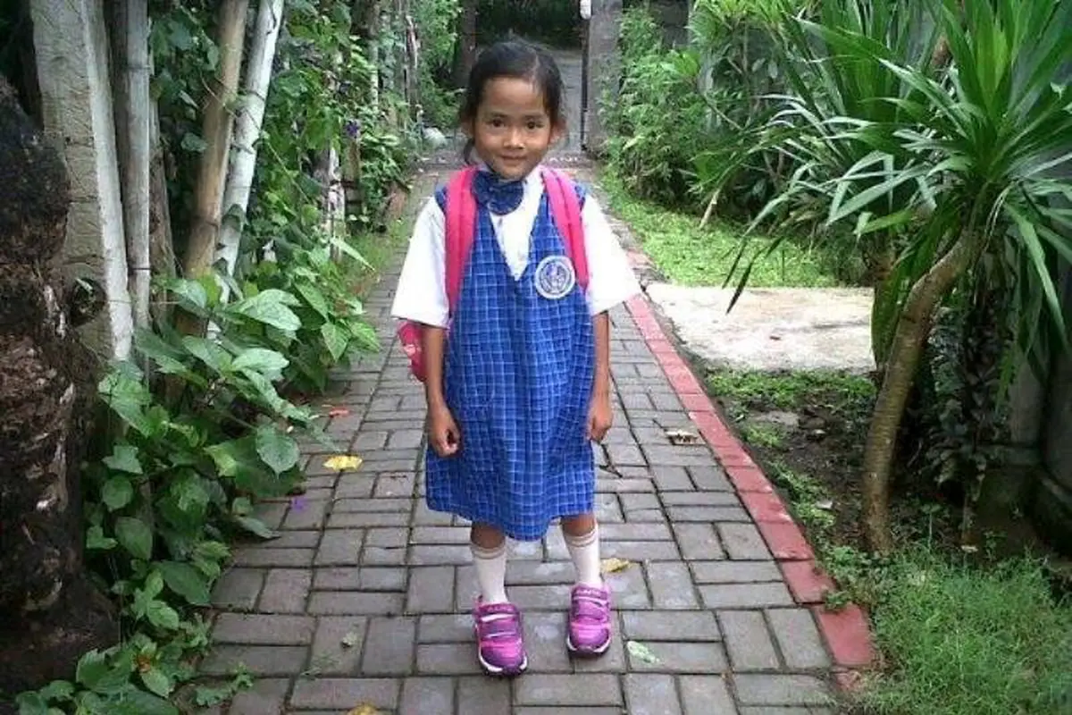 [Bintang] Angeline