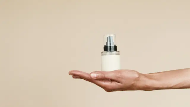 Ingin Punya Aroma Khas Sendiri? Ini Teknik Perfume Layering untuk Aroma Parfum yang Lebih Unik