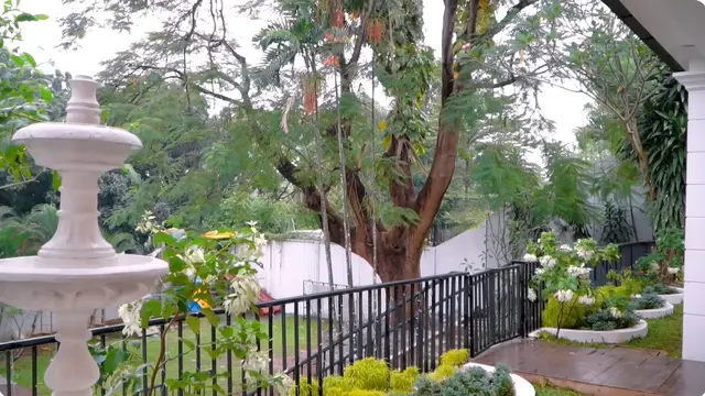 8 Potret Taman di Rumah Tasyi Athasyia, Bak Negeri Dongeng di Lantai Dua
