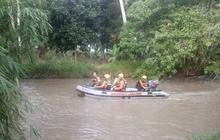 Tim SAR Gabungan Gencar Lakukan Pencarian Anak Tenggelam di Sungai Way Pisang Lampung Selatan