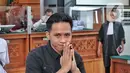 Terdakwa kasus pembunuhan Brigadir Nopriansyah Yosua Hutabarat (Brigadir J), Richard Eliezer usai mengikuti sidang di Pengadilan Jakarta Selatan, Rabu (11/1/2023). Sidang pembacaan tuntutan diundur karena hari ini jaksa penuntut umum (JPU) belum merampungkan berkas tuntutan kasus. (Liputan6.com/Angga Yuniar)