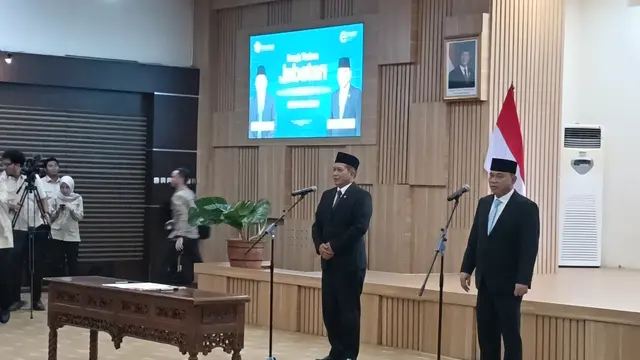 Acara serah terima jabatan (sertijab) menteri koperasi dari Budi Arie kepada Ferry Juliantono di Auditorium Kementerian Koperasi, Selasa (9/9/2025). (Foto: Liputan6.com/Maulandy R)