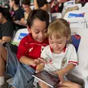 Abang L Anak Lesti Nonton Bola Bareng Kamari, Gemas Pakai Jersey Timnas
