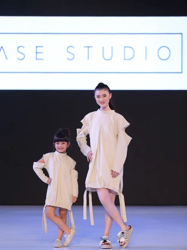 Show Tities Sapoetra Project di Fashion Nation 13th Edition