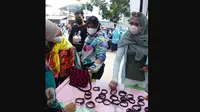 Fatmawati Rusdi berkunjung ke Pulau Sangkarrang (Liputan6.com)