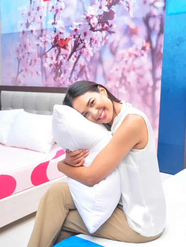 Aurelie Moeremans selektif memilih kasur dan tempat tidur karena skoliosis yang diidapnya