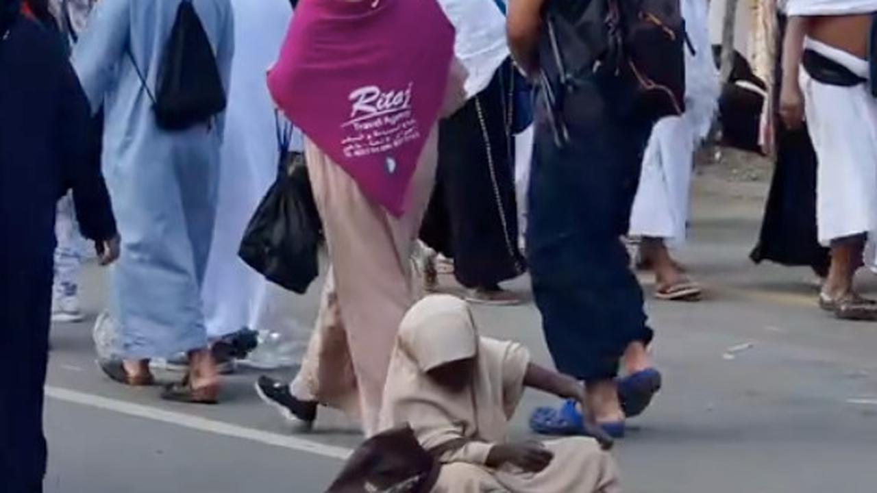 pengemis di arafah