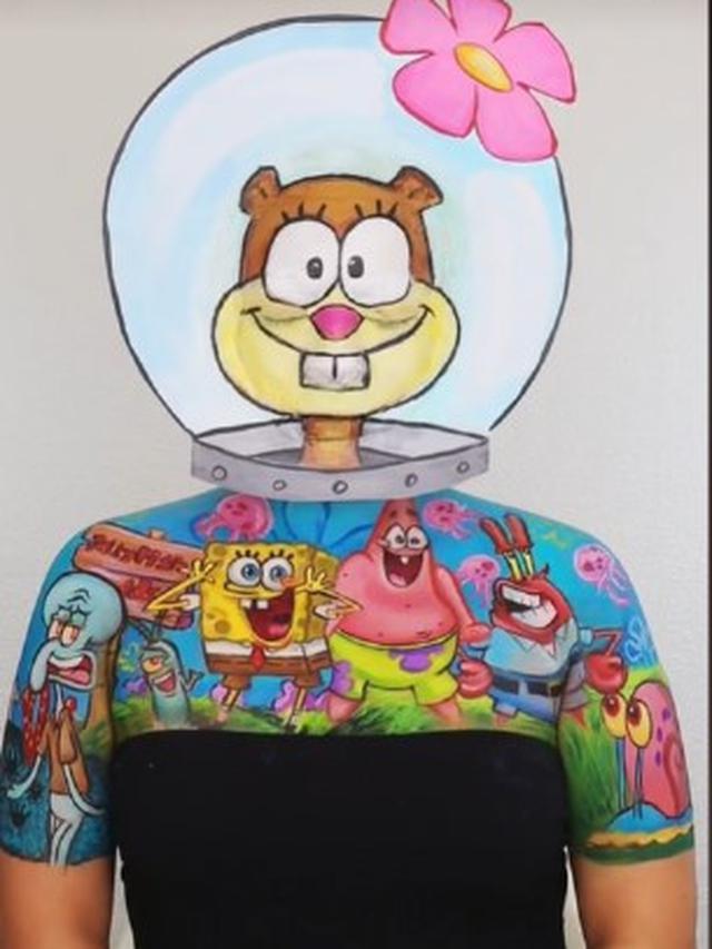 Jadikan Badan Sebagai Kanvas, Hasil Lukis Wanita Ini Bikin Warganet Terpukau