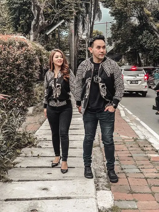 Sebelum menikah dengan Jenita Janet, Danu pernah menikah dengan perempuan bernama Nunu Elshidu. Dari pernikahan tersebut, ia dikaruniai seorang anak laki-laki. (Foto: Instagram/danu_sofwan)