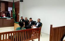 Miris, ART di Batam Dipaksa Makan Kotoran Anjing dan Minum Air Toilet jika Bangun Telat Rambut Dijambak Majikan