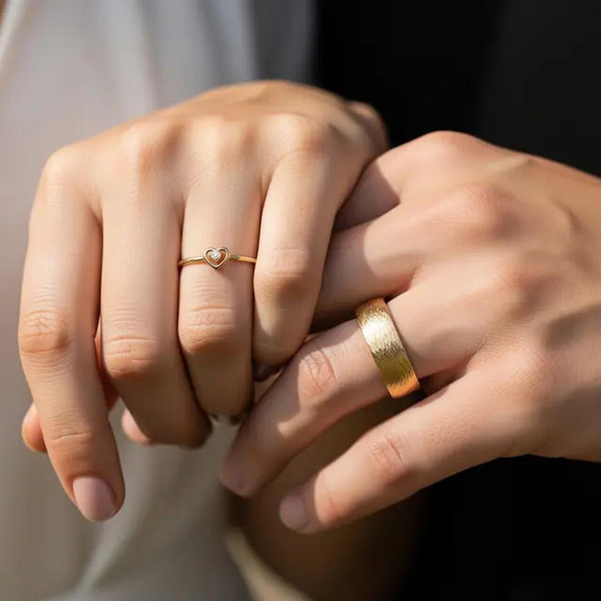 8 Model Cincin Emas 1 Gram untuk Couple, Simple tapi Bermakna