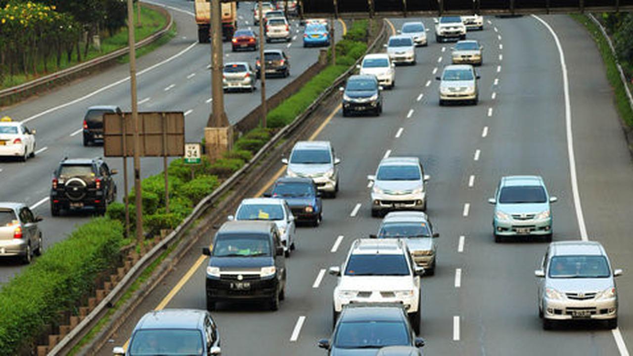Arus balik, Tol Cikampek arah Jakarta macet