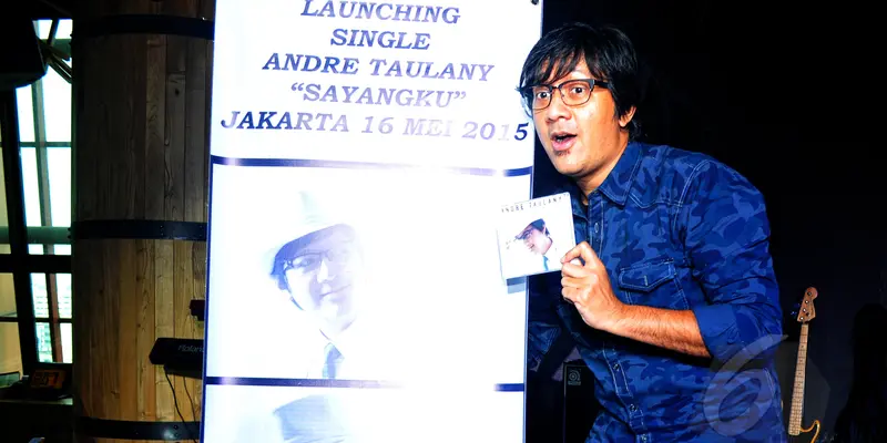 Gaya Kocak Andre Taulany Saat Launching Single Lagunya