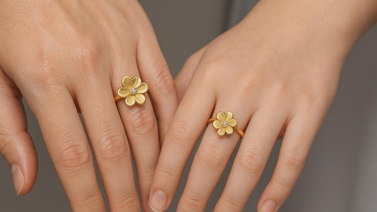 7 Model Cincin Kembar Ibu dan Anak Perempuan, Simbol Cinta Sepanjang Masa