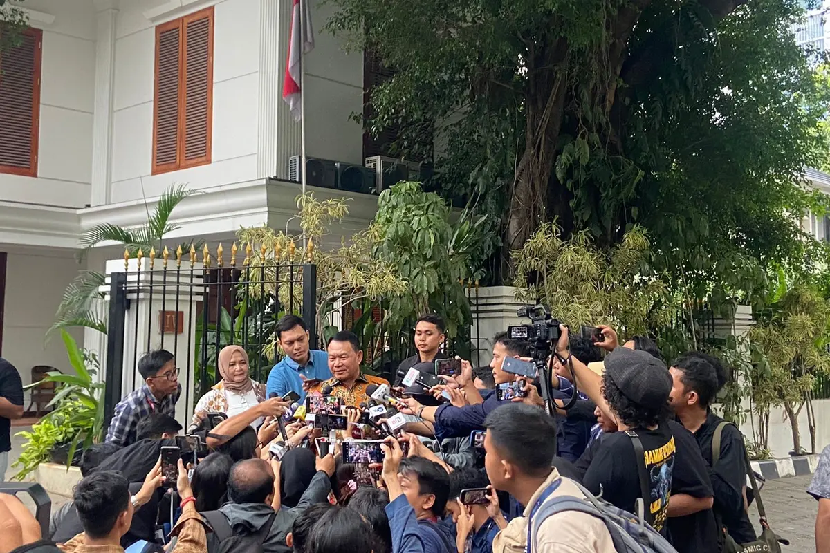 Mantan KSAD Dudung Abdurachman di rumah Prabowo Subianto, Kertanegara,