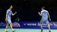 Ganda putra Indonesia, Kevin Sanjaya Sukamuljo/Marcus Fernaldi Gideon, menyingkirkan pasangan Rusia, Vladimir Ivanov/Ivan Sozonov, pada babak perempat final China Terbuka Super Series Premier 2017, Jumat (17/11/2017). (PBSI)