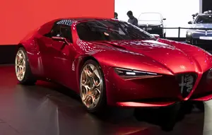 Alfa Romeo Goyang Pameran Paris, Pamer Konsep Cuorerosso