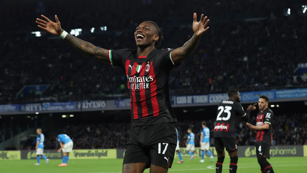 Liga Italia: AC Milan Bantai Napoli 4 Gol Tanpa Balas