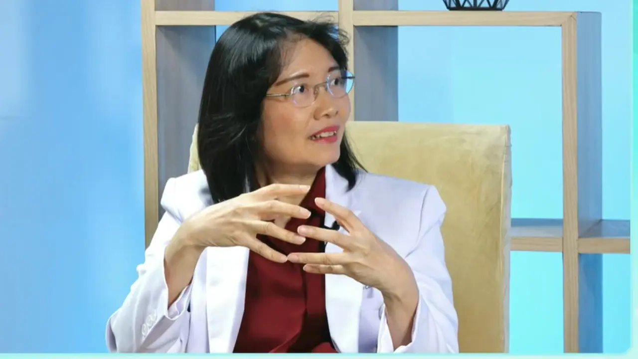 Dokter spesialis obstetri dan ginekologi subspesialis fertilitas, Caroline Tirtajasa dari RS EMC Pulomas bicara tentang nyeri haid yang tidak normal.
