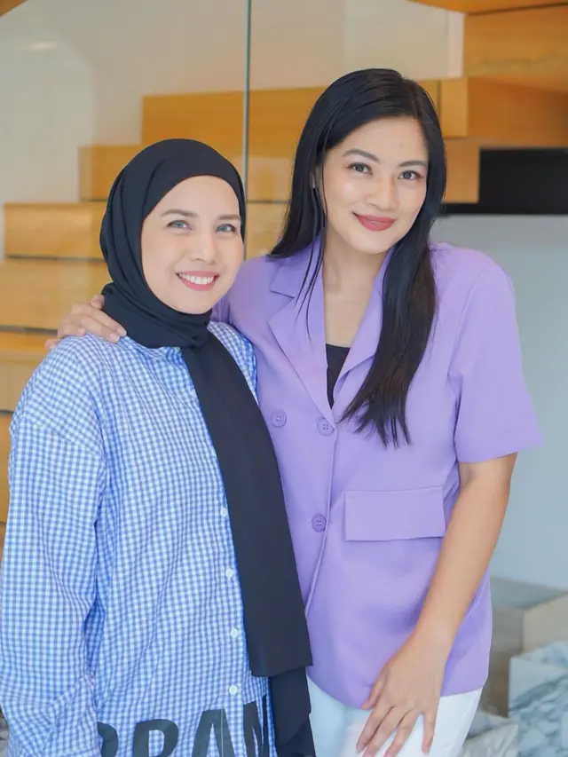 Titi Kamal dan Tya Aristya