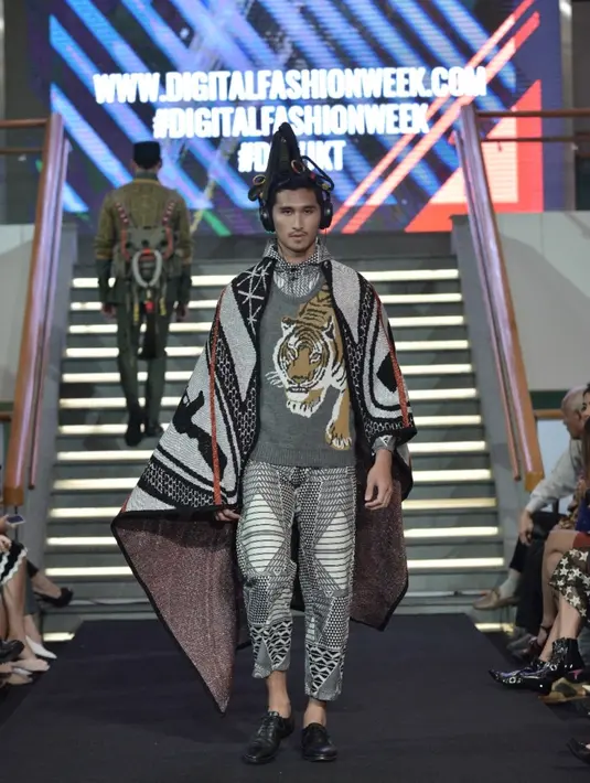 Setelah selesai studi, Chu Suwannapha pindah ke Afrika Selatan dan bekerja sebagai Fashion Director di Fair Lady. (Liputan6.com/Pool/PR Magnifique)