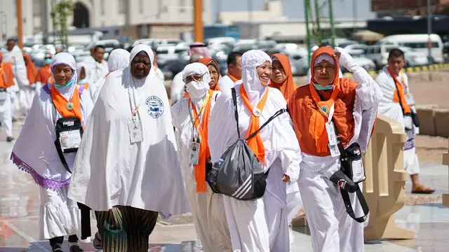 Antisipasi Cuaca Panas Ekstrem Saat Wukuf Arafah, Jemaah Haji Dilarang Keluyuran di Luar Tenda