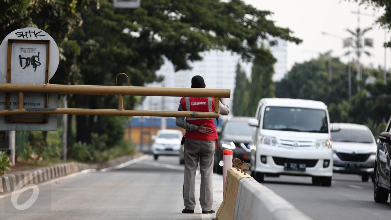 20160612-Sterilisasi Jalur Busway Bakal Dimulai Besok