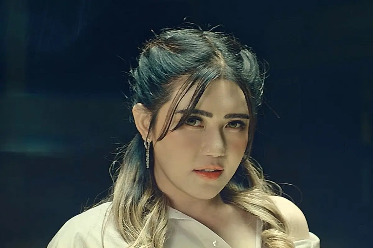 Single Na Na Na dari Via Vallen