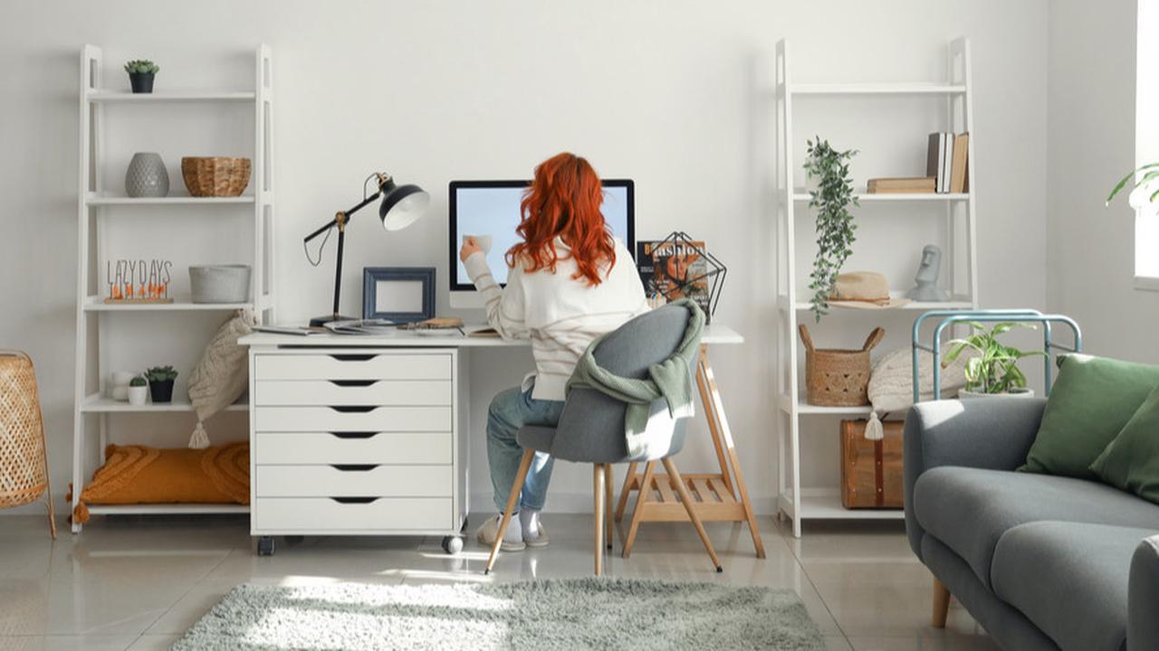 Rekomendasi Meja Komputer untuk Bikin Desk Setup yang Estetik, Mana Incaranmu?