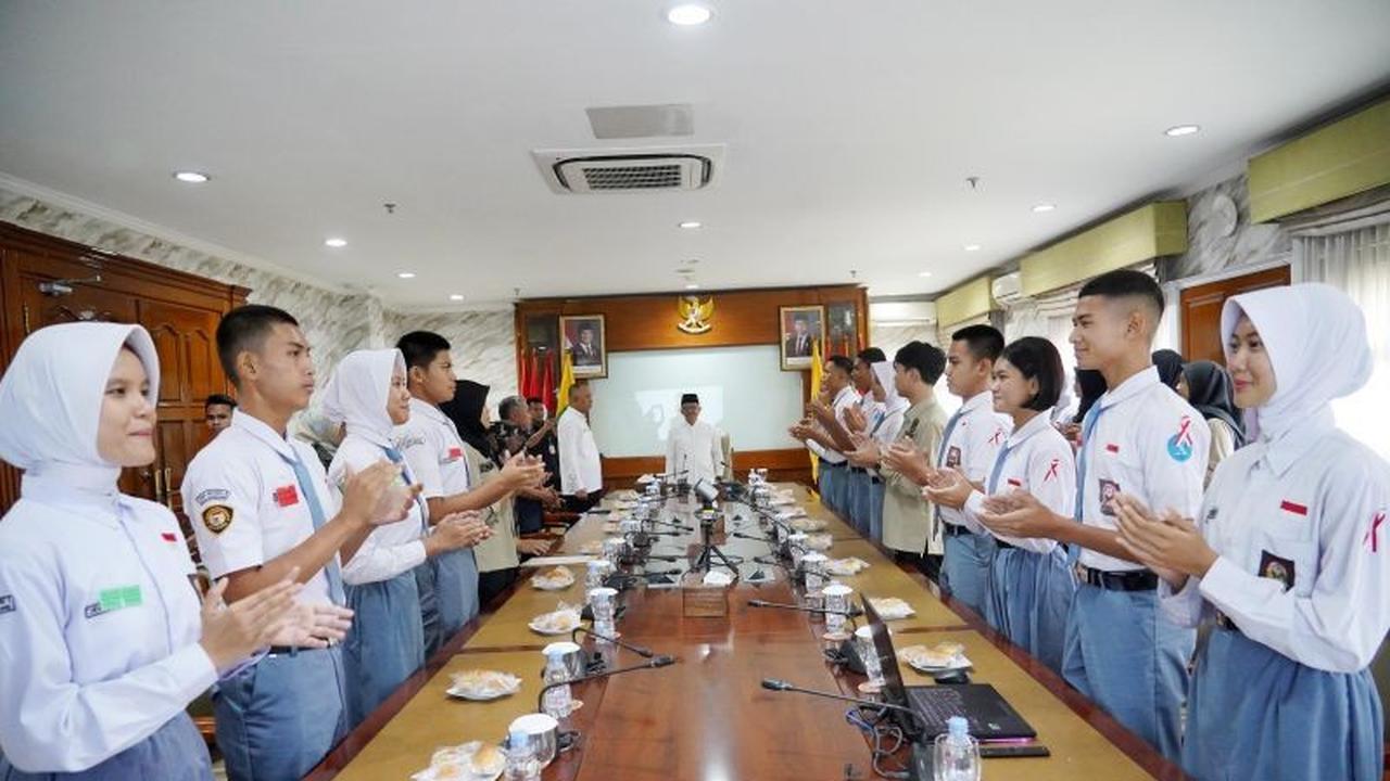 Pelajar Kota Tangerang Targetkan Kibarkan Bendera Pusaka di Istana Merdeka: Wali Kota Beri Motivasi Paskibraka