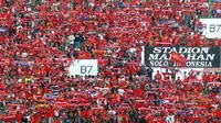 Aksi Pasoepati saat Persis Solo Bertanding. (Google)