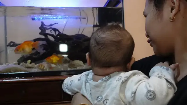 Momen Seru Indah Permatasari Rawat Anak Seorang Diri [Instagram/indahpermatas]