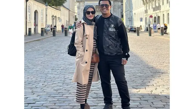 Potret Hendy Setiono Bareng Istri yang Sering ke Luar Negeri/Instagram @hendysetiono