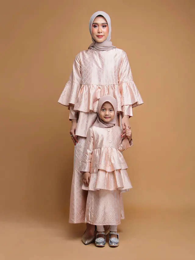 Model Baju Gamis Brokat Couple Ibu dan Anak Perempuan