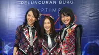 Suasana peluncuran buku berjudul 'Laptime JK 48: Lima Tahun Penuh Cerita' di Gramedia Matraman, Jakarta, Jumat (17/3). (Liputan6.com/Herman Zakharia)