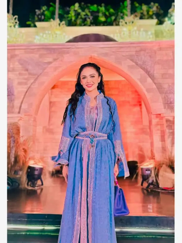 Penampilan Kris Dayanti dengan berbagai gaya busana (credit:instagram.com/krisdayantilemos)