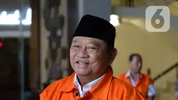 Bupati Sidoarjo Saiful Ilah usai menjalani pemeriksaan di Gedung KPK, Jakarta, Kamis (30/1/2020). Saiful Ilah diperiksa sebagai tersangka terkait kasus dugaan menerima suap proyek infrastruktur di Dinas PUPR Kabupaten Sidoarjo. (merdeka.com/Dwi Narwoko)