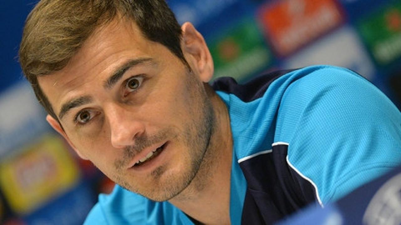 Casillas girang menangkan Clasico perdana